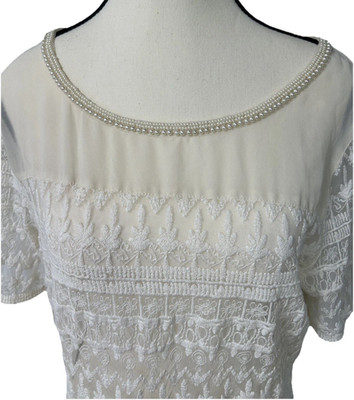 POTTERS POT Women s Size Large Cream Lace Top Shirt Embellished Neckline B38