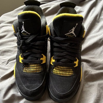 Jordan Air Jordan 4 Retro LS Thunder Black Yellow Nubuck Mid Top Sneaker Teens