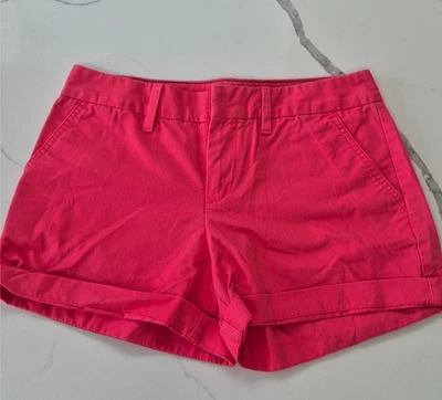 Tommy Hilfiger woman shorts size 4, UK 8-10 - Image 1 of 4