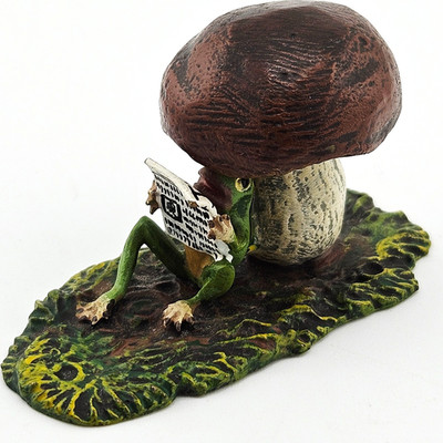Antique Vienna Bronze Frog Reading Newspaper Under Mushroom Figurine Wien