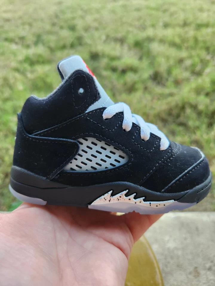 Jordan ретро 5 «Переосмысленный» совершенно новый ребенка ясельного возраста 6C - Изображение 3 из 4