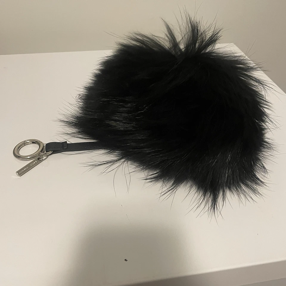 FENDI Monster Bag Bugs Bag Charm Porta llaves piel de zorro negro auténtico #192 Foto 3 de 4