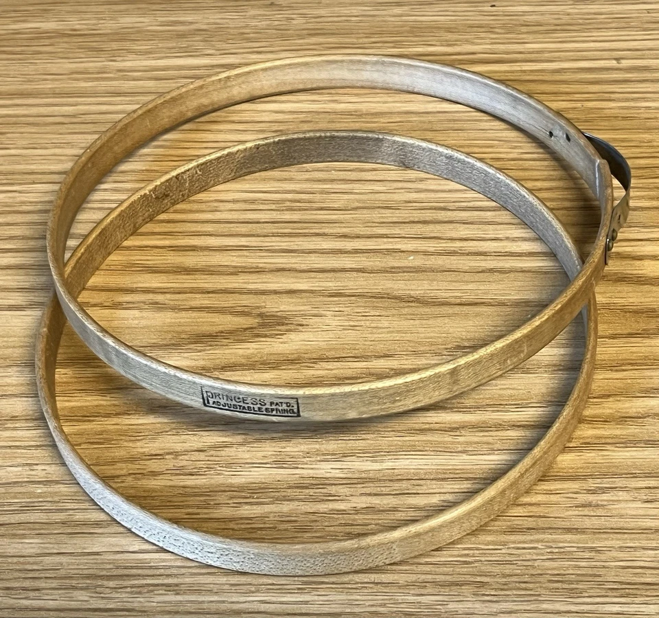 Princess 6" Vtg Round Wood Embroidery Hoop Tension+ 7 oval embroidery hoops - Image 4 of 4