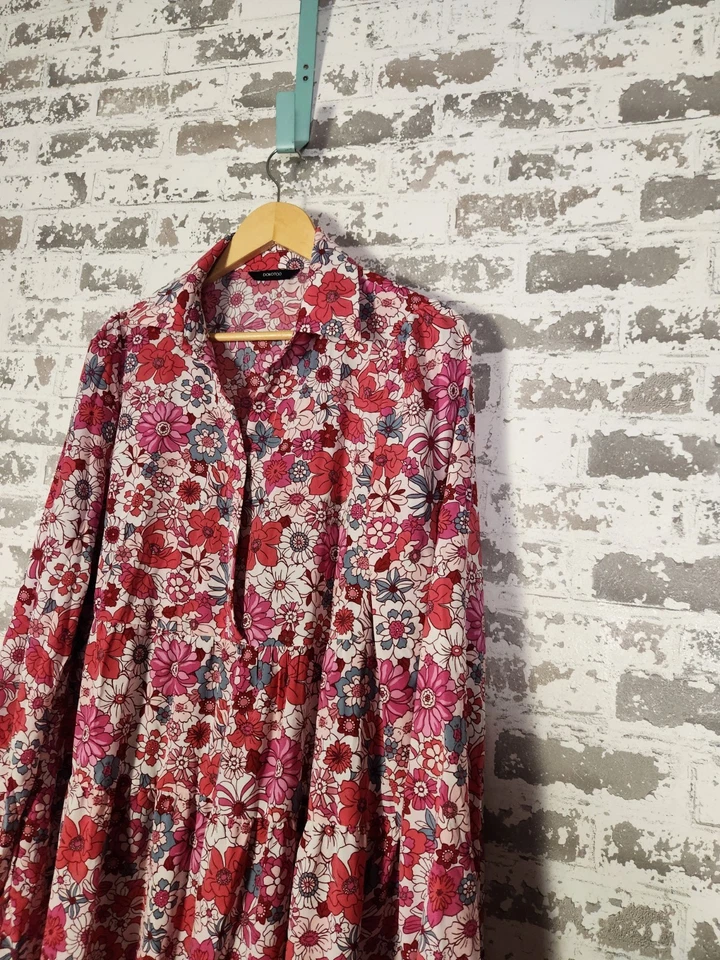 DOKOTOO Floral Maxi Dress Size XL Red Boho Hippie Tiered Flowy Peasant  - Image 4 of 4