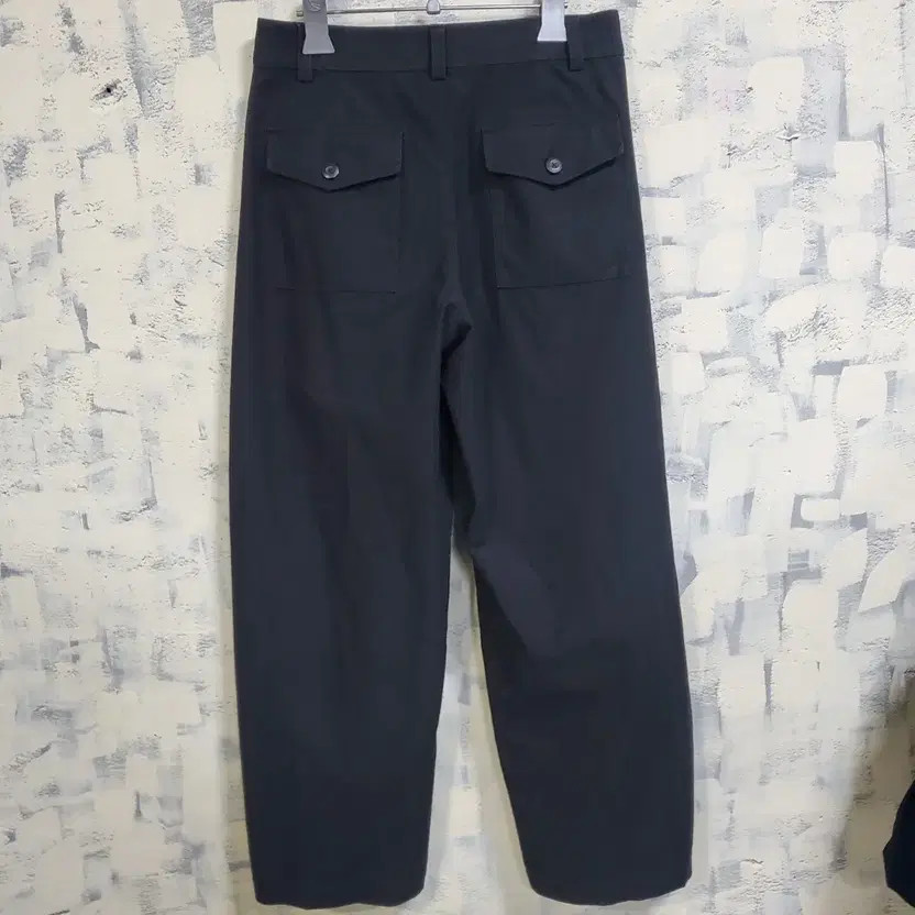 Uniqlo Wide Fit Cotton Pants, Size L