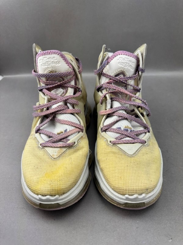 Size 9.5 - Nike LeBron 19 “Strive For Greatness” … - image 7