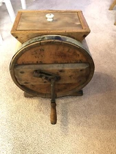 Antique RCW Richmond Cedar Works 15 " WOODEN BARREL BUTTER CHURN - Vintage Wood