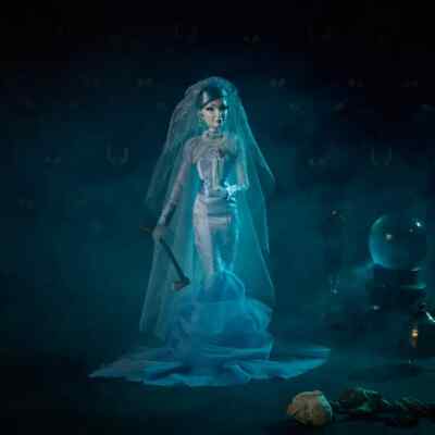 The Haunted Mansion 'Bride' Constance Hatchaway Disney Limited Edition Doll