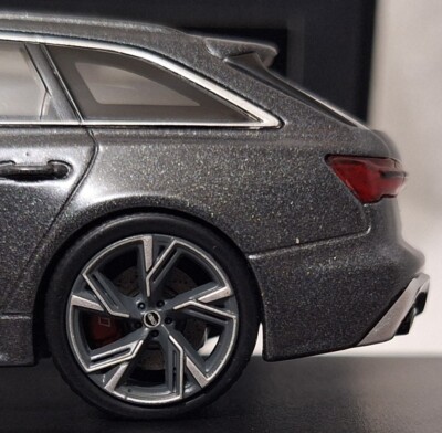 Audi A6 RS6 2020 Avant Matt Daytona Grey 1:43 Minichamps Dealer