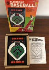 Vintage ELECTRONIC BASEBALL Four Star 1980 Game W/ Box & Instructions UNTESTED