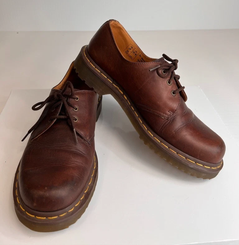Dr. Martens 1461 Leather Upper Black Casual Shoes for Men  display picture 1