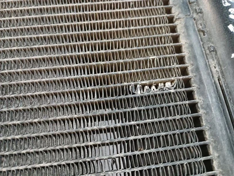 Condensador de CA de Honda Pilot 10895580 2015 Foto 2 de 4