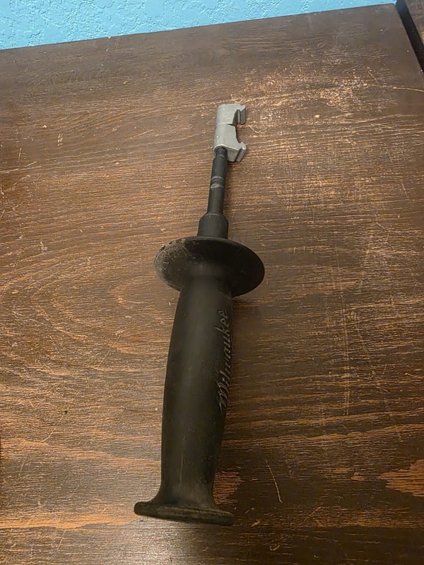 MILWAUKEE REPLACEMENT HANDLE FOR (ROTARY HAMMER/DRILL/GRINDER)