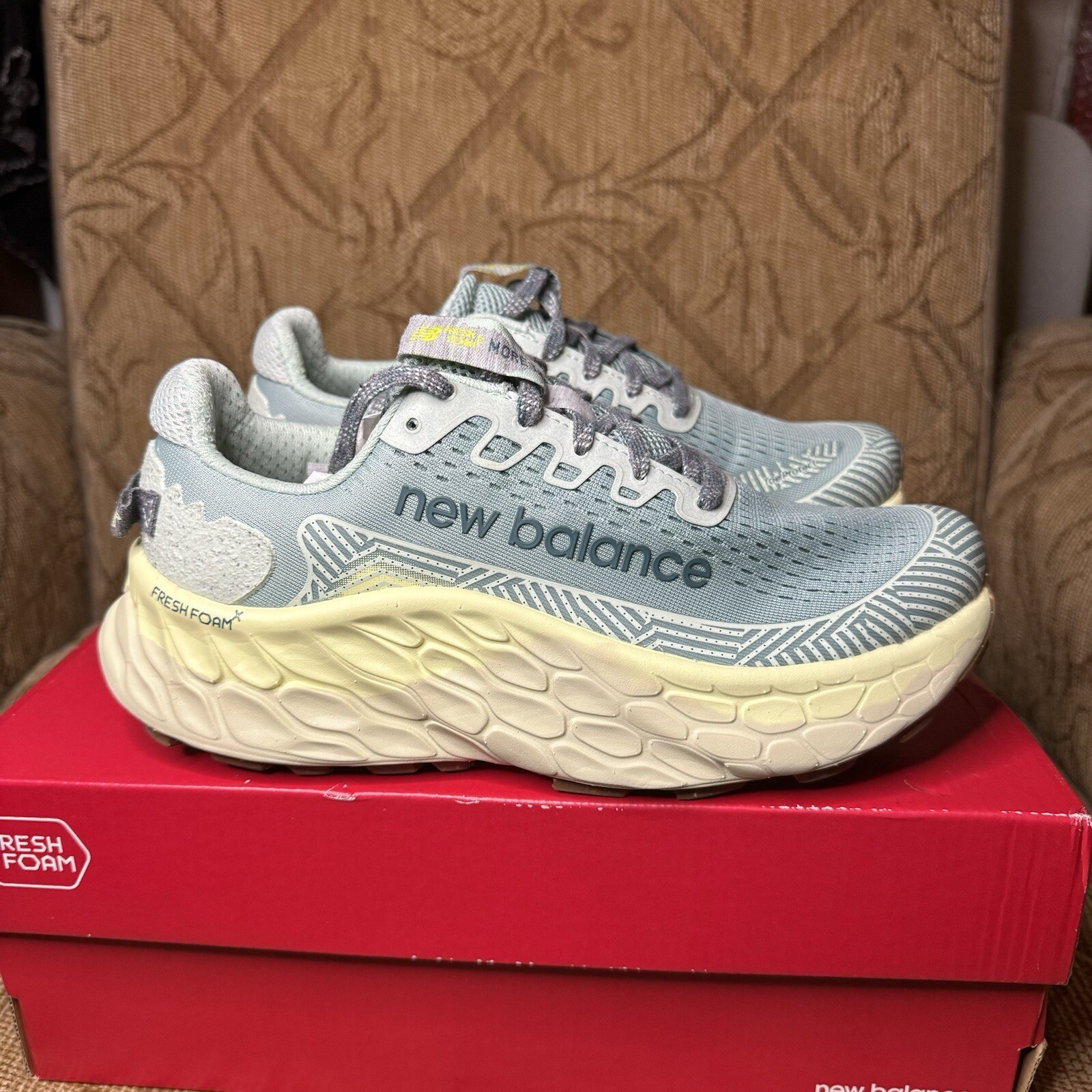 New Balance Fresh Foam X More Trail V3 Women’s Size 8 D WTMORCB3 EUC!