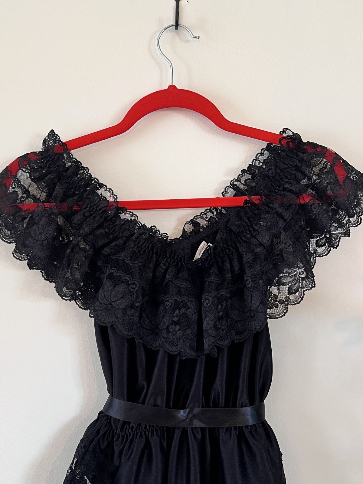 Vtg Dolores Poirette ILGWU Black Satin Lace Teddy Romper Bodysuit Pull On Size M
