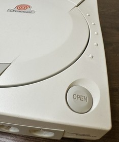 Sega Dreamcast Console W/2 Controllers + Memory Cards & Game (Tested/Read Descr)