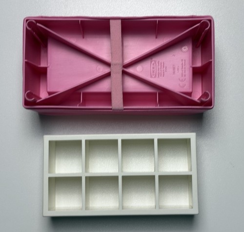 Ikea, Puppenmöbel, Sofa + Regal, Pink + Weiß, Neuwertig- OHNE DEKO! - Bild 4 von 7
