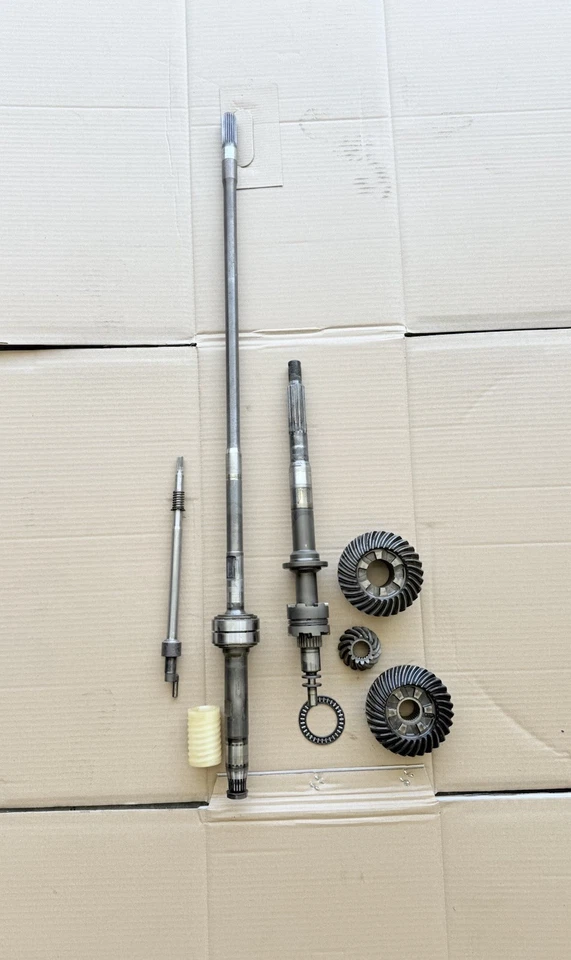 Engranaje, marcha atrás, eje Honda 90HP -75hp unidad inferior eje 25 👍 Foto 2 de 4