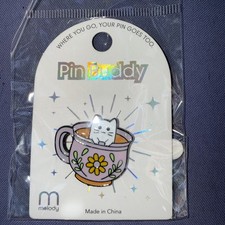 Adorable White Cat In Purple Tea Cup With Flowers Pin Brooch Brand New