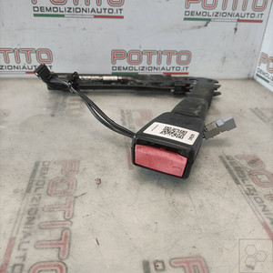 Befestigung des Sicherheitsgurtes vorn Rechts BMW Serie 1 (E87) 118i Ber.