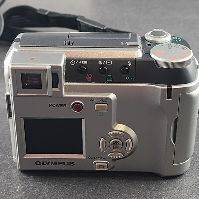 Olympus Camedia C-730 Ultra Zoom Digital Camera 3.2MP 10x Optical