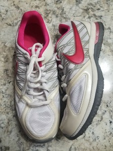 nike zoom white and pink