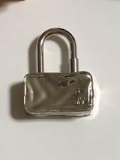 HERMES Cadena Padlock Trunk 2009 Silver Lock Bag Charm
