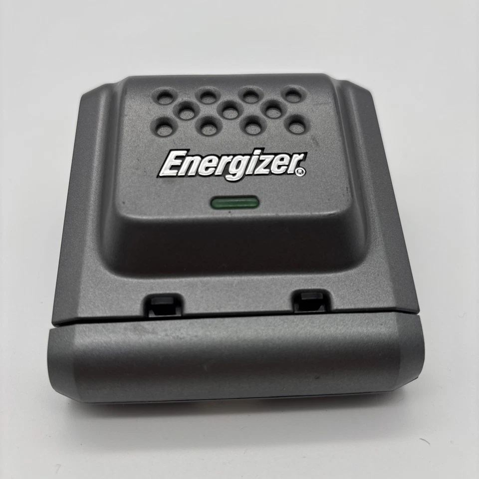 Energizer AA and AAA Battery Charger - Image 2 of 4