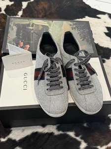 Baskets cloutées Gucci argent Bambi taille 9,5