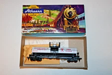 Athearn HO Scale 1551 Michigan Alky 40 Ft Chemical Tank Car GATX 32308 in Box