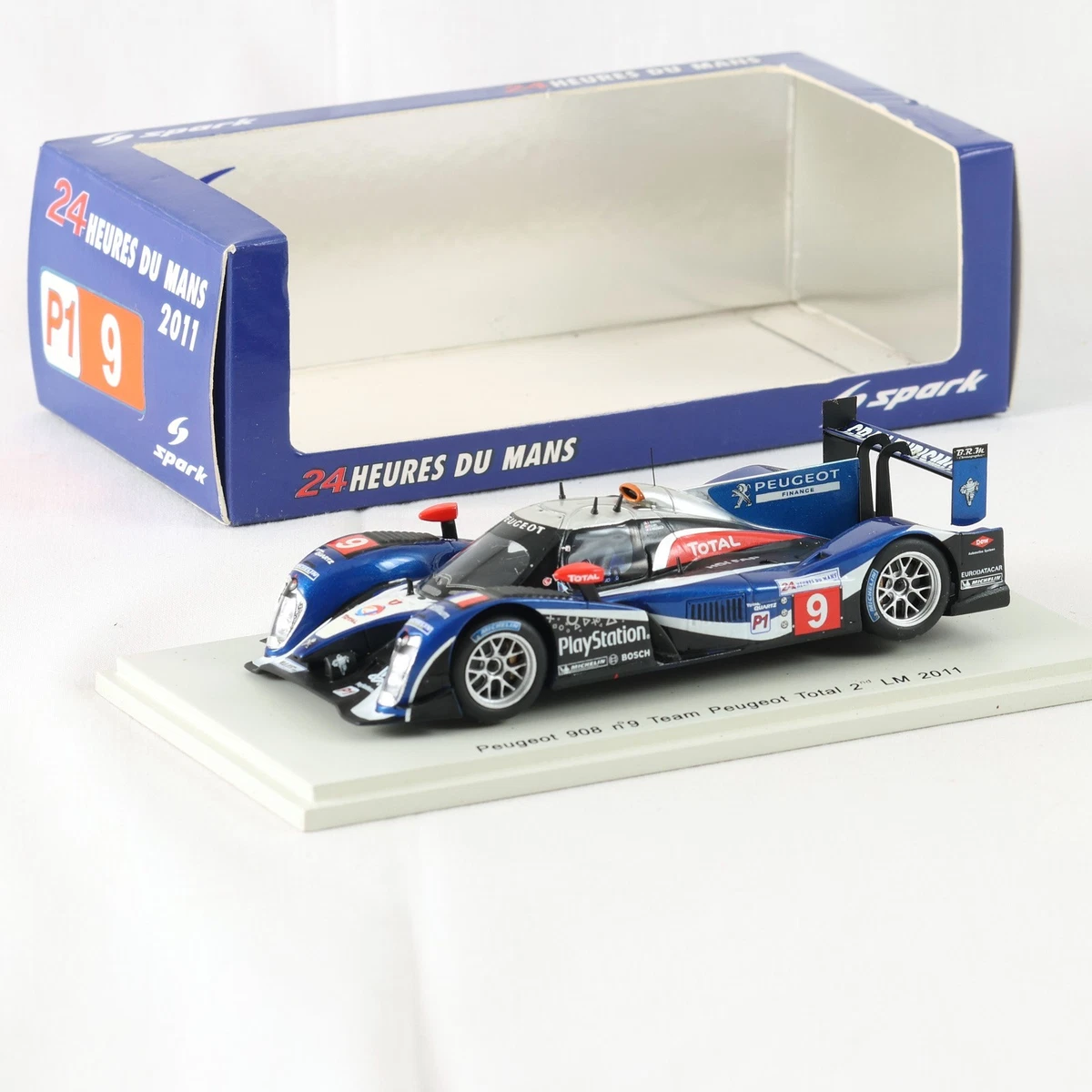 Peugeot 908 Le Mans 2011 diecast model cars