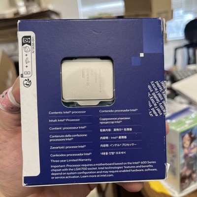 Intel Core i9-12900KF Processor (5.2GHz, 16 Cores, FCLGA1700) Box