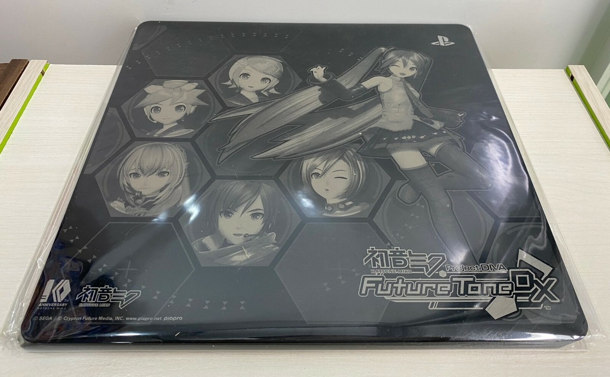 PS4 Hatsune Miku Future Tone DX Collaboration Console CUH