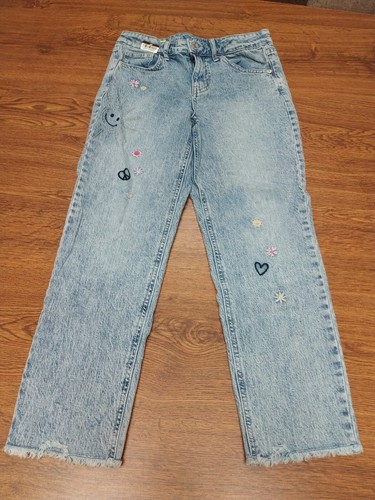 Cat & Jack Girls High Rise Embroidered Jeans - Picture 2 of 3