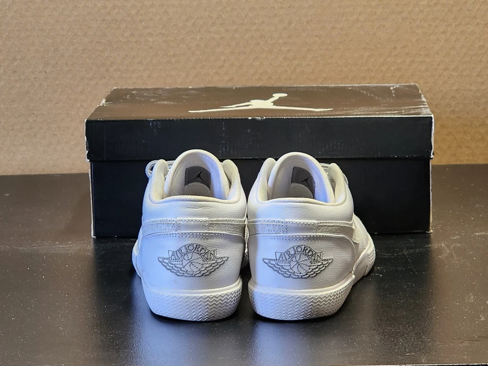 Talla 10.5 Jordan Retro V.1 Stealth Foto 3 de 4