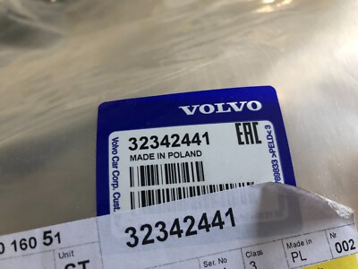 VOLVO XC40 2020-2024 Rear Door RUBBER SEAL ON BODY !!!GENUINE