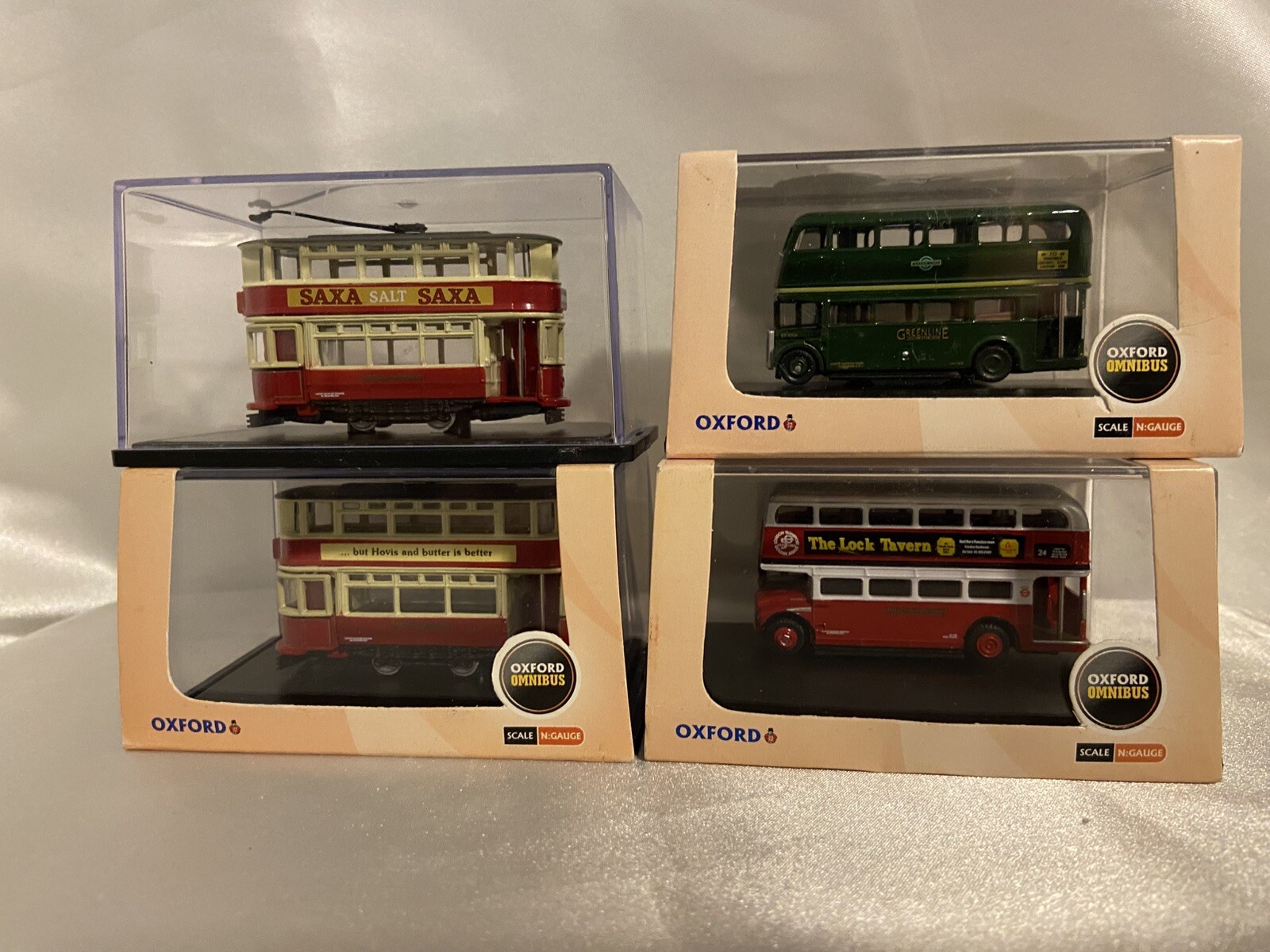 Oxford Diecast N gauge collectible buses all brand new listed in pictures