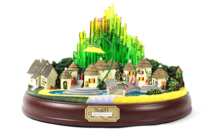 Hawthorne Village The Wizard of Oz Illuminated Sculpture w
