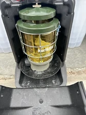 Coleman Northstar 2500 Propane Lantern And Hard Case Really GOOD CONDITION