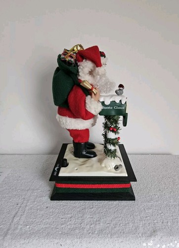 VINTAGE CHRISTMAS HOLIDAY CREATIONS 1993 MUSICAL SANTA AT NORTH POLE IN BOX - Picture 10 of 13