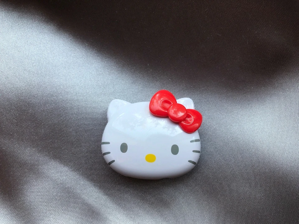 Hello Kitty MP3 Player (Collection Item, Perfect working, SUPER MINT) - Image 2 of 3