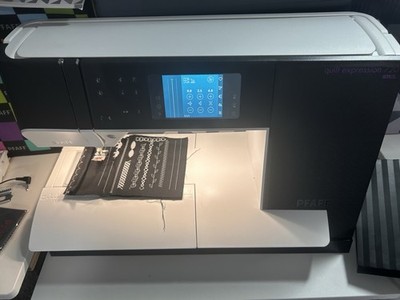 Pfaff Quilt Expression 720 with IDT in Excellent Condition! Fully Serviced! 