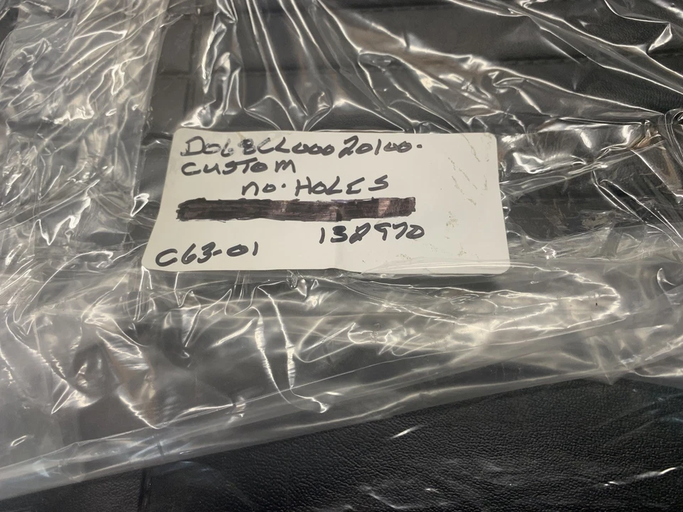 Dodge Dart 1968 Super Stock paneles de puertas delanteros y traseros de techo rígido personalizados legendarios Foto 2 de 4