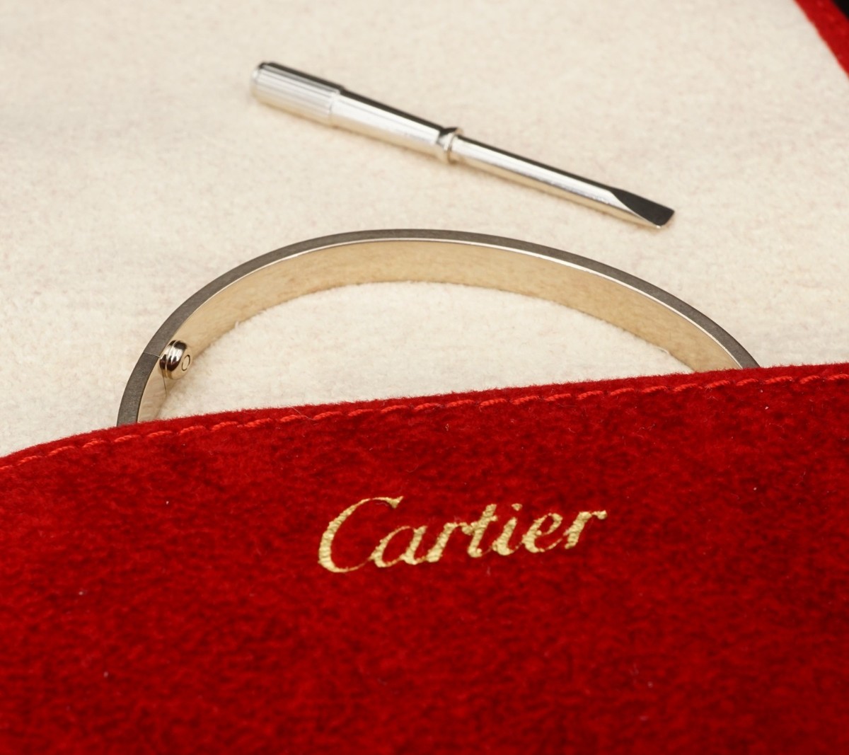 Cartier LOVE Bracelet Classic 18k White Gold Sz 18 Screwdriver