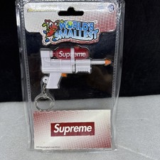 Porte-clés Super Soaker 50 Water Blaster SS19 NEUF Supreme World's Smallest