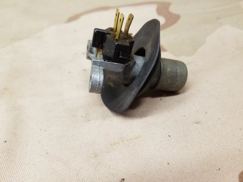 Interruptor de piso de faros de haz alto bajo Fleetwood Brougham 1966 Cadillac Caddy 66 Foto 3 de 4