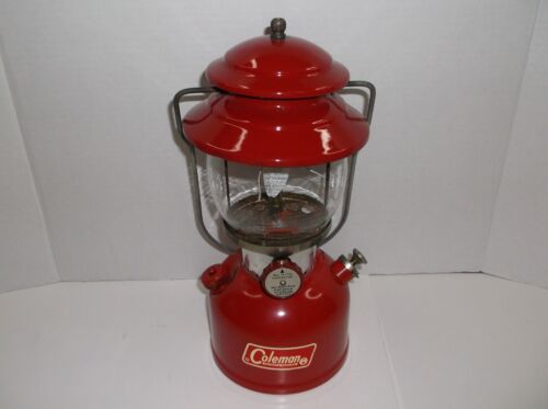 Coleman Model 200A / Made 10/1965 Cherry Red Lantern / Never Used / Original Box - Picture 3 of 13