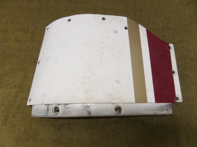 BEECHCRAFT E55 BARON ENGINE COWL COVER FAIRING PANEL 96-910011-179