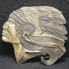 XA25119 NOS VINTAGE 1970s INDIAN CHIEF W/ FULL HEADDRESS ARTWORK BELT BUCKLE