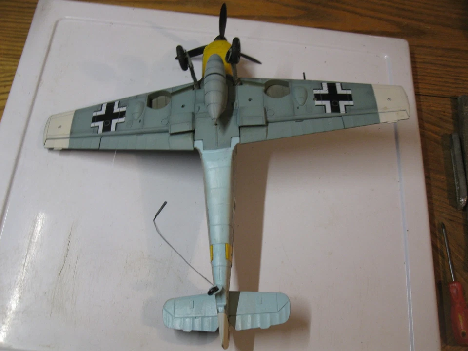 Avión alemán Messerschmitt Me-109 escala 1/18 Foto 4 de 4